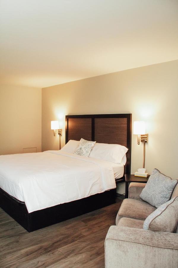 Country Squire Inn And Suites New Holland Kültér fotó