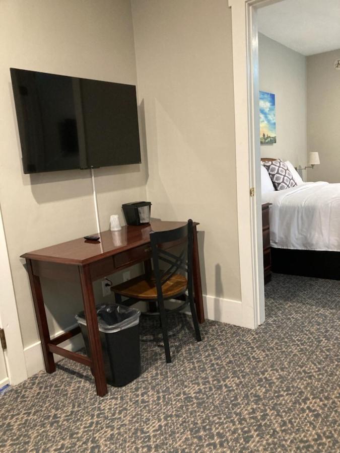 Country Squire Inn And Suites New Holland Kültér fotó