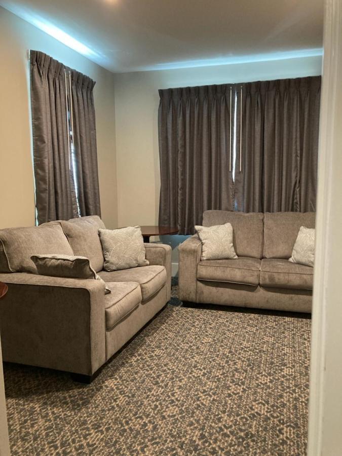 Country Squire Inn And Suites New Holland Kültér fotó
