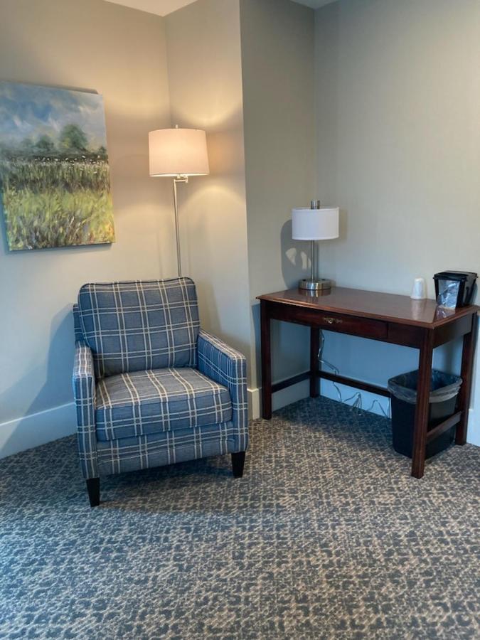 Country Squire Inn And Suites New Holland Kültér fotó