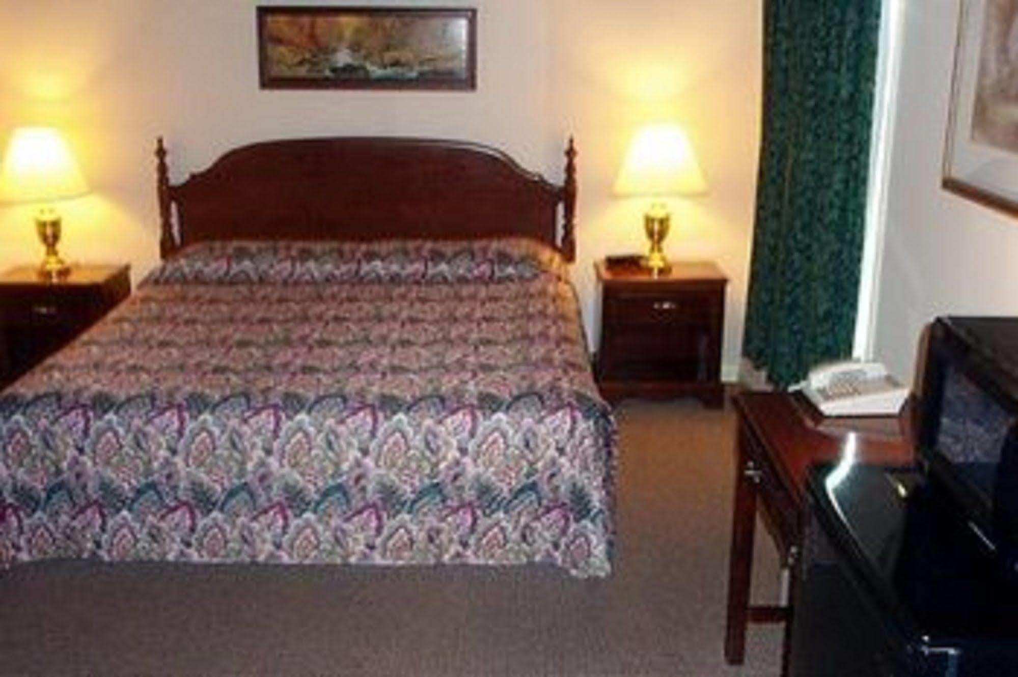 Country Squire Inn And Suites New Holland Kültér fotó